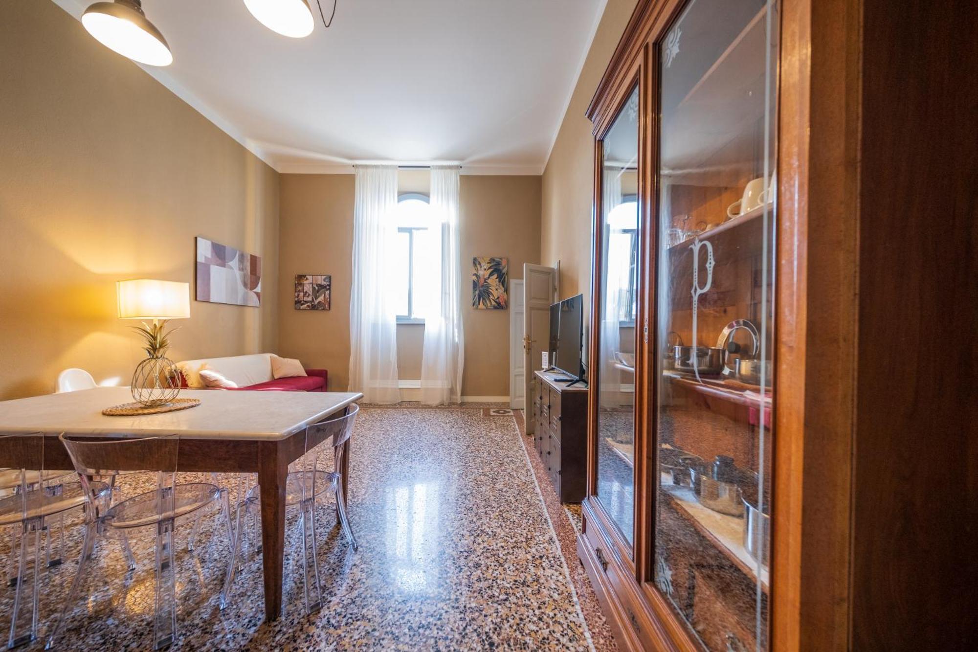 Lungarno Buozzi 7 Apartments Pisa Exterior photo